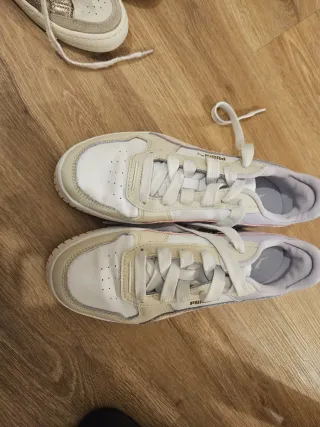 Sneakers Puma donna bianche e beige