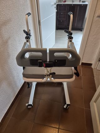 Silla de transferencia para movilidad reducida