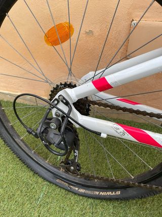 Bicicleta Rockrider 100 ST Blanca