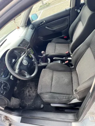 Volkswagen Golf 2003