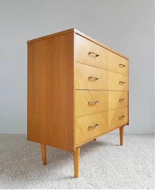 Cómoda Mid Century. Francia 60s.