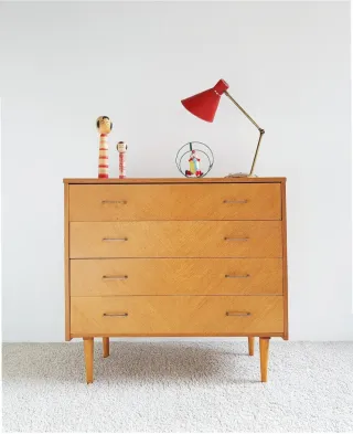 Cómoda Mid Century. Francia 60s.