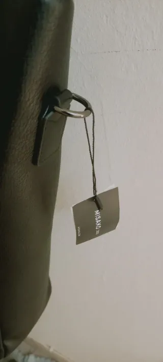 Bolso negro de Misako imitación piel. Sin Estrenar