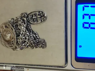 Cadena y medallas de plata