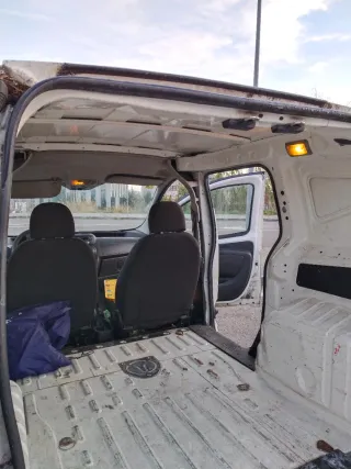 Transportes y mudanzas pequeñas,Rápido y económico