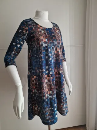 Abito fantasia geometrica