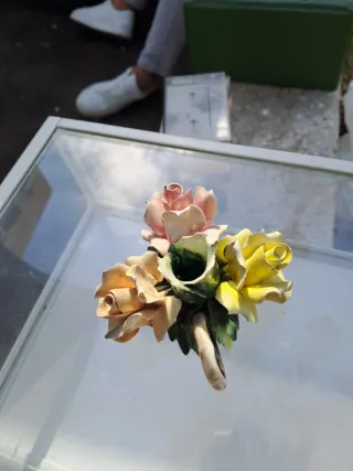 Figura decorativa de rosas