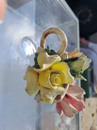 Figura decorativa de rosas