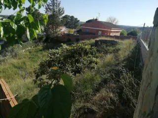 Parcela urbana edificable 600 m² en Piera – ideal