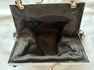 Portamonete farfalla e paillettes