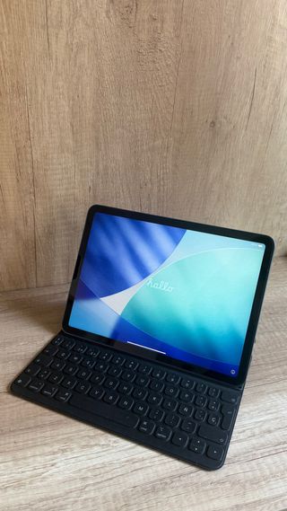 iPad Air 5 M1 64GB + Accesorios Originales