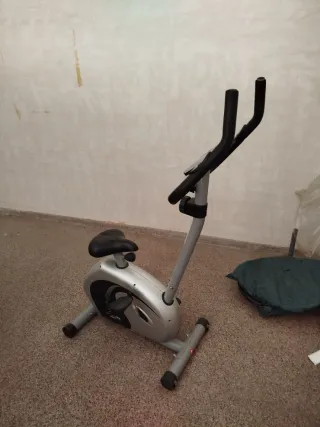 Bicicleta Estática Easy Fit Plata