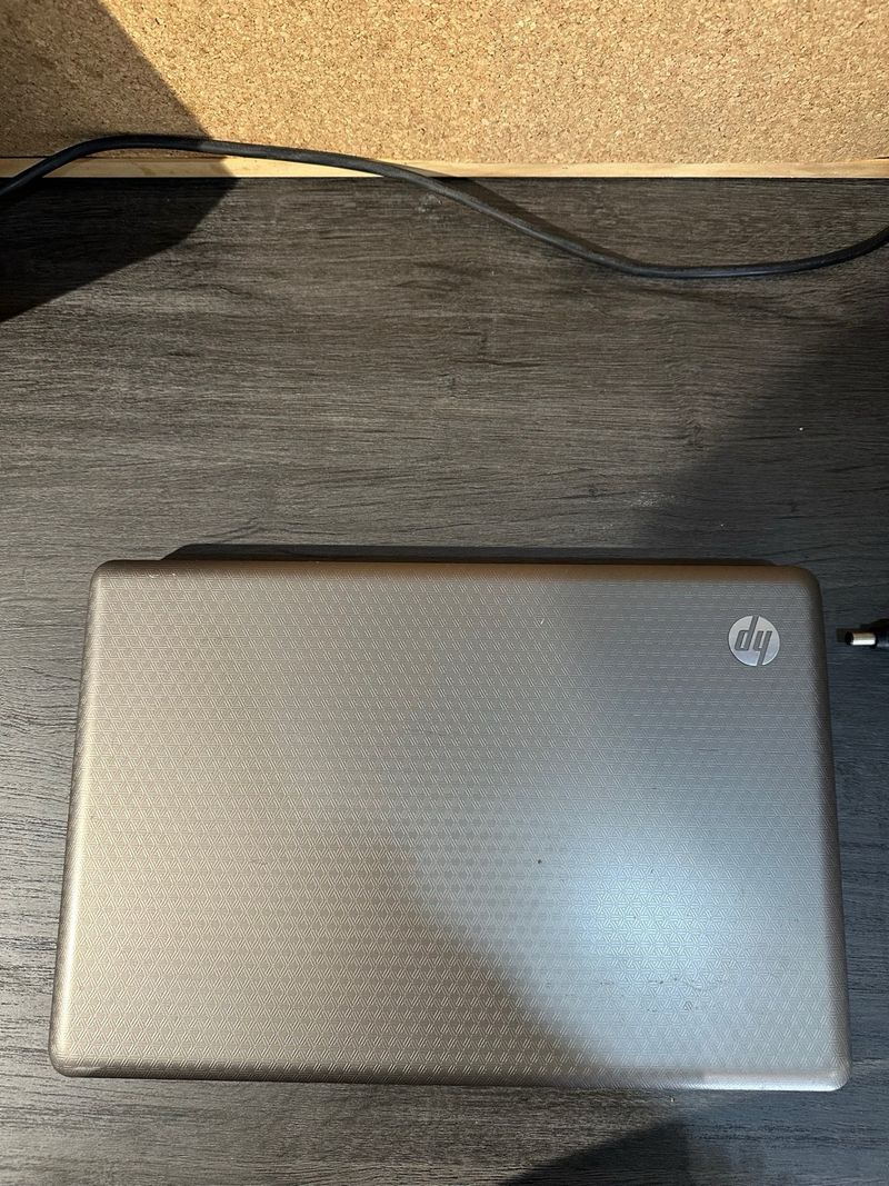 Portátil HP G62-A20SP Gris afbeelding 3