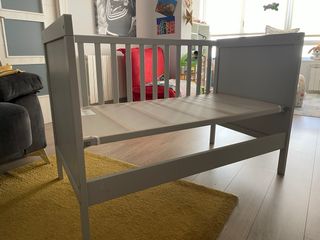 Cuna Sundvik gris
