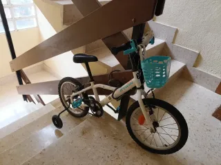 Bicicleta infantil 18 con ruedines