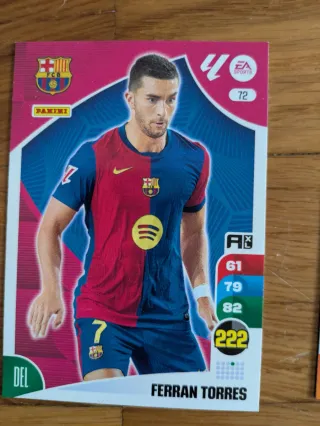 Carta Adrenalyn XL 2024-2025 con Lamine Yamal