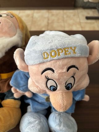 Peluche Disney Grumpy, Happy y Dopey