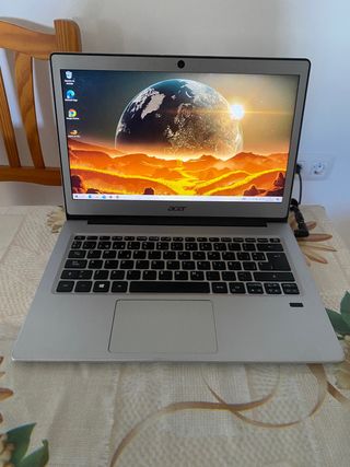 Portátil Acer Plata y Negro