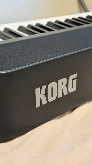 Piano Digital KORG B2