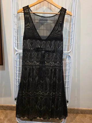 Vestido de fiesta negro encaje