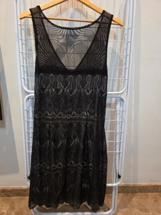 Vestido de fiesta negro encaje