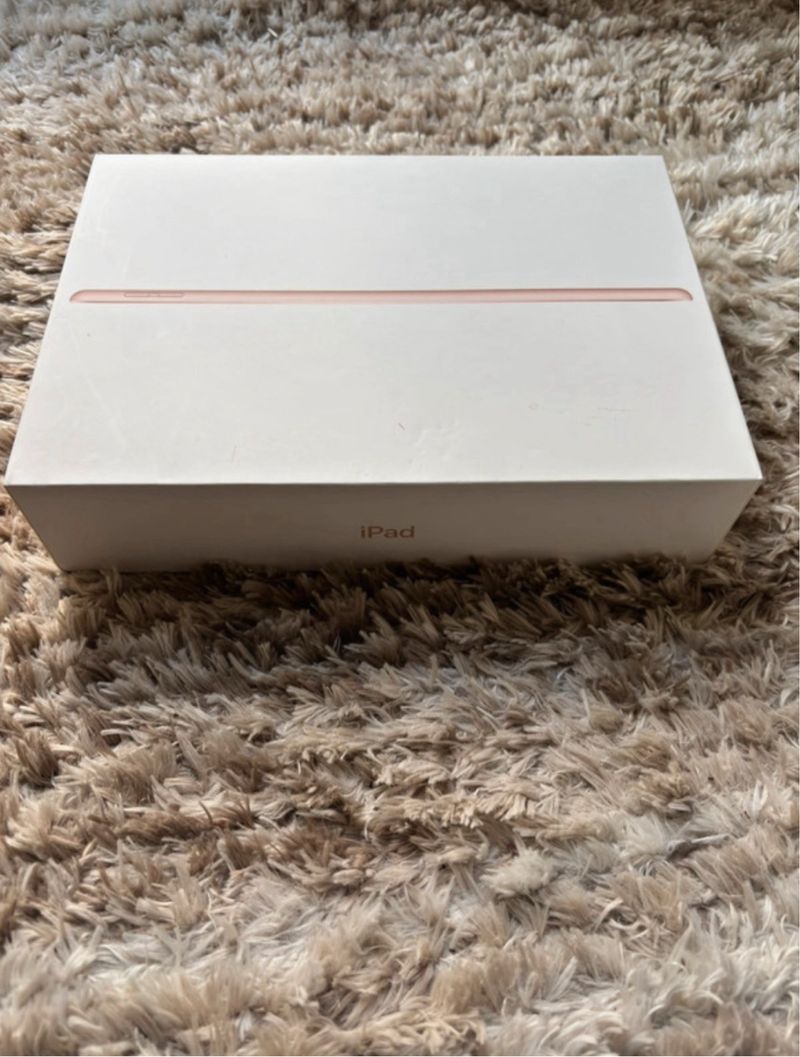 iPad 7ª Gen Oro rosa afbeelding 4
