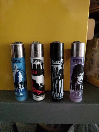 4 accendini Clipper misti