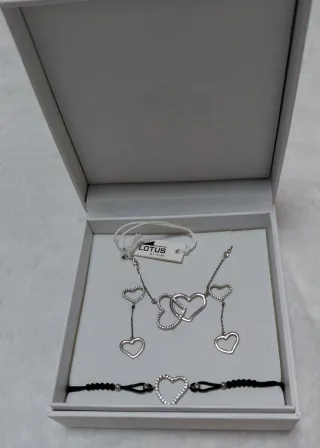 Conjunto Lotus Corazones Plata y Negro