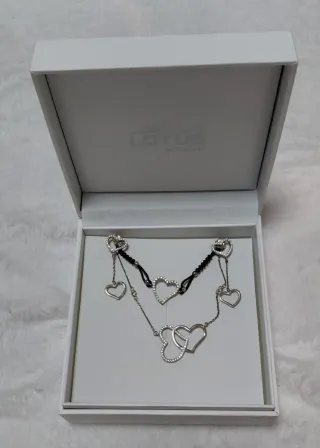 Conjunto Lotus Corazones Plata y Negro
