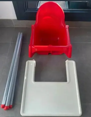 Trona Ikea Roja y Bandeja