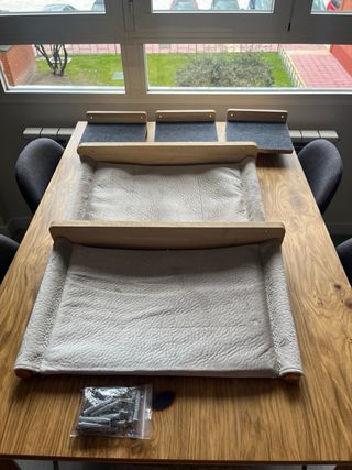 Scala e amache da parete per gatti