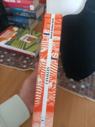 Canalles: Històries verídiques sobre estafadors...