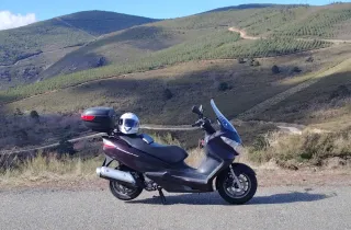 Suzuki Burgman 200cc Maxi Scooter