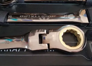 Juego de llaves de carraca planas articuladas 22pz