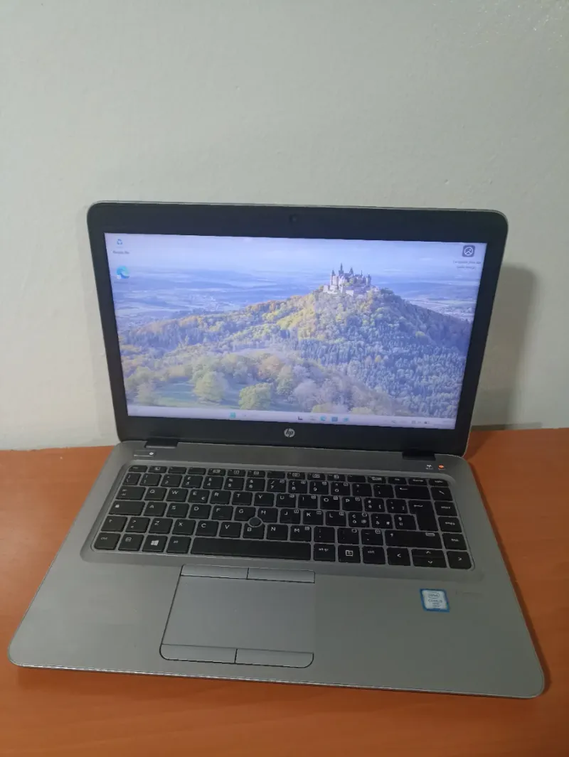 Portátil HP i5 16GB RAM 256gb SSD afbeelding 3