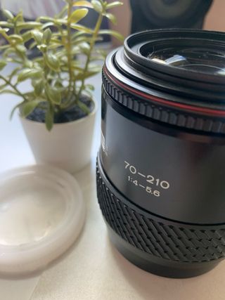 Objetivo Tokina 70-210mm f/4