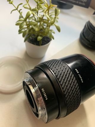 Objetivo Tokina 70-210mm f/4