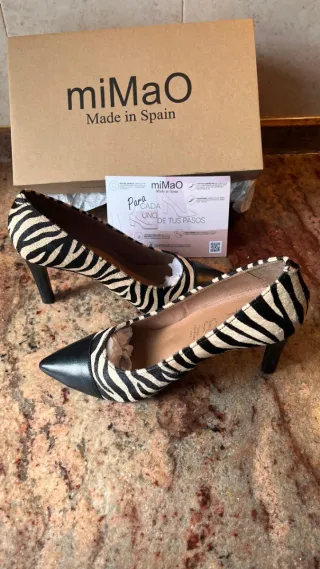 Zapatos de tacón miMaO animal print
