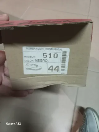 Zapatos negros de lona