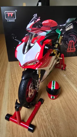 Maqueta Moto TY Models 1299 Superleggera