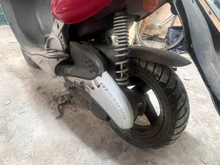 Malaguti F10 Jet Line Roja y Blanca