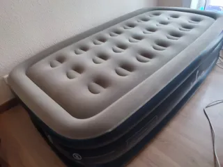 Colchón Hinchable Idoo con bomba de inflado
