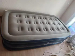 Colchón Hinchable Idoo con bomba de inflado