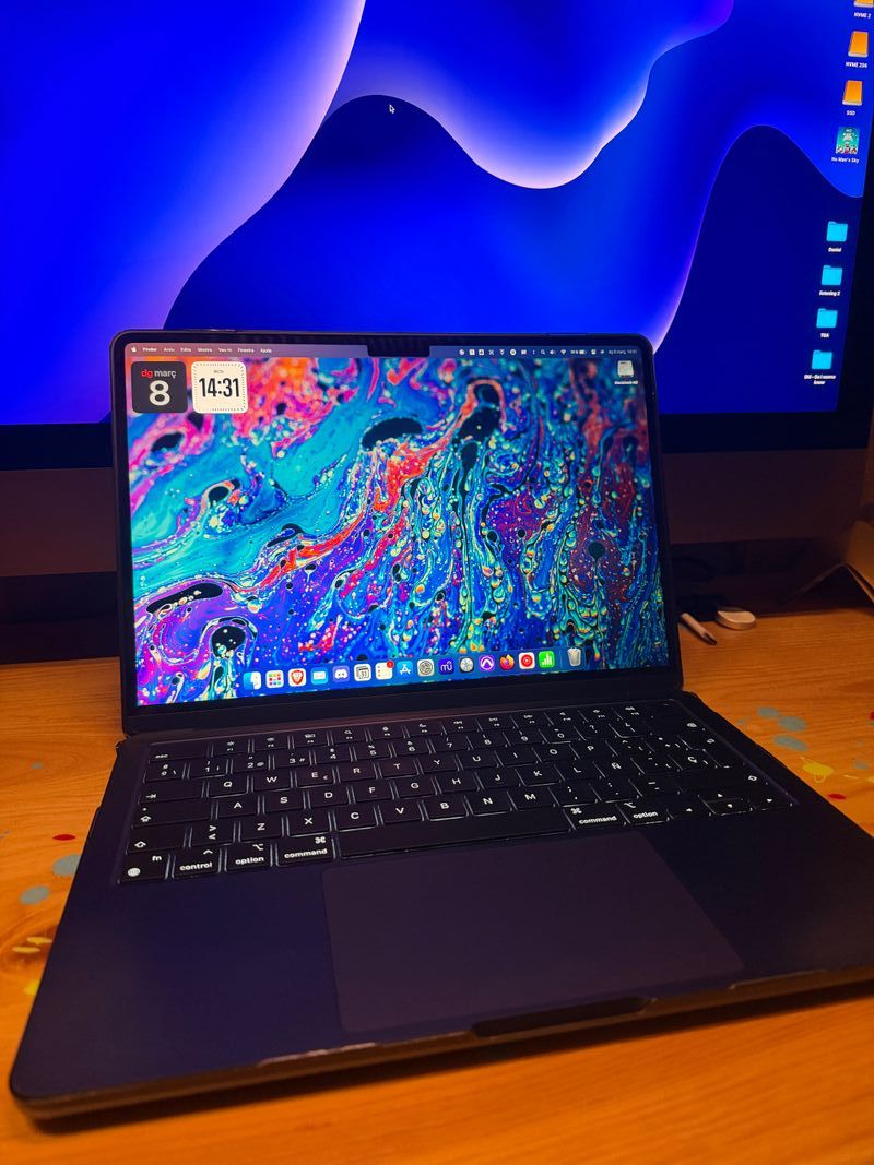 MacBook Air M3 (13") 16GB RAM/512GB SSD IMPECABLE