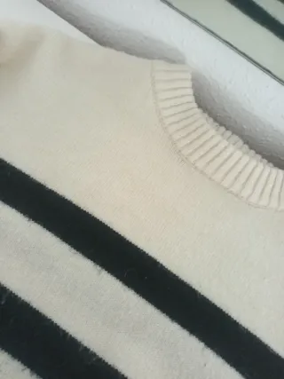 Jersey Beshka Rayas Beige y Negro