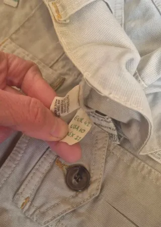 Pantalón cargo Zara beige