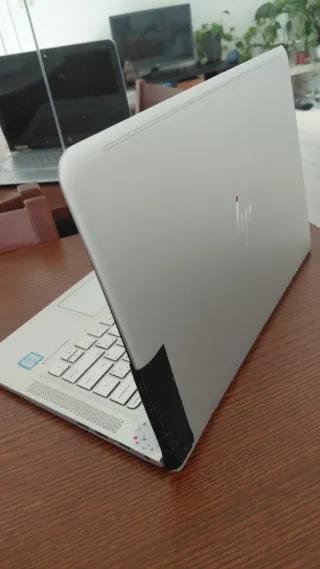 HP Envy 13-ab0XX2019 8GB RAM + Caricatore originale