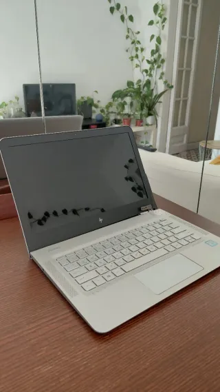 HP Envy 13-ab0XX2019 8GB RAM + Caricatore originale