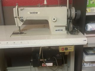 Máquina de coser Brother B737-103MK1