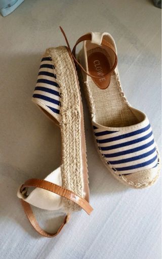 Sandalias de esparto a rayas